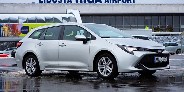upload/346754/media/e-car-lidosta.jpg