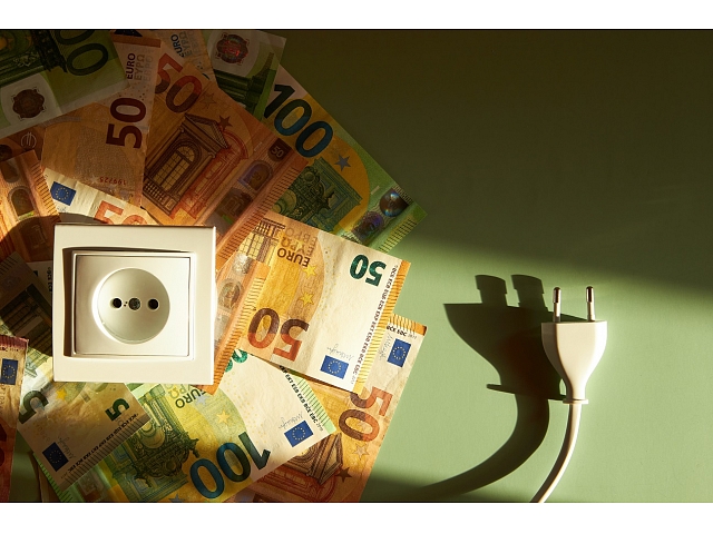 Foto: Elektroenerģijas izmaksas; autors: https://www.shutterstock.com/g/Veja Foto: Elektroenerģijas izmaksas; autors: https://www.shutterstock.com/g/Veja