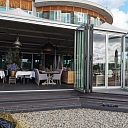 Salokāmās stikla alumīnija durvis