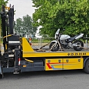 Rīgas Autoevakuators piedāvā motociklu transportēšanas pakalpojumus, nodrošinot to drošu pārvadāšanu uz nākamo galamērķi.