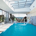 Pool cascade