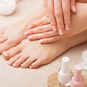 Pedicure, manicure