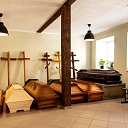 Apbedīšanas piederumi