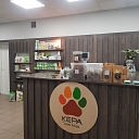 "Paw", fresh food concept store