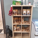 "Paw", fresh food concept store