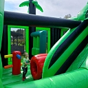 Piepūšamā atrakcija