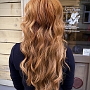 Women's hairdressing services