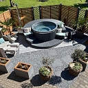 Relaxation in the hot tub