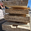 Koka brusas un zāģmateriāli būvniecībai