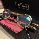 Stylish iD Tokyo glasses with a round frame