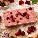 Cranberry bar with berries – a natural and healthy snack