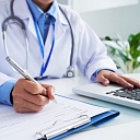 Клиника на площади Республики