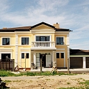 New private house project with columned facade – architectural solutions in Latvia