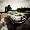 Auto pušķošana ar ziediem