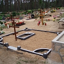 Akmens apstrāde, kapu pieminekļi, kapakmeņi