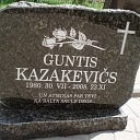 Akmens apstrāde, kapu pieminekļi, kapakmeņi