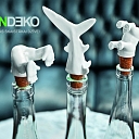 ALANDEKO presents amusing bottle caps for the kitchen