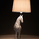 ALANDEKO interesanta galda lampa zirgs