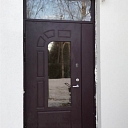 Металлическая дверь со стеклопакетом и МДФ Даугавпилс