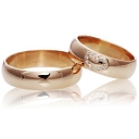 Custom-made gold wedding rings