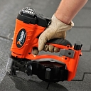 I turned the power tool, nail trade