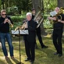Funeral musicians