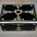 19th century. jewelry box with brass, copper and mother-of-pearl inlays - restored