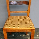 20 век. исходный стул из массива дуба - отреставрирован