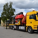 Truck with manipulator