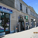 "Tip Top Phone", shop-workshop