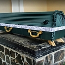 Копание и украшение из могильной ямы.