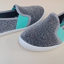 Chameleon-color shoes sneakers