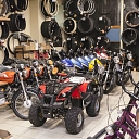 Motor scooters and scooters