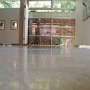 Betona grīdas līmenī betona grīdu izveidošana