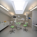 Dental treatment under a microscope/endodontics