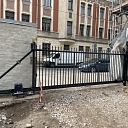 Bidamie varti ar metala trubinu pildijumu