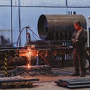Metāla plazmas griešana rūpnīcā – precīza metālapstrāde industriālajiem projektiem