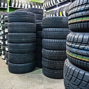 Car tyre and wheel trade