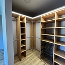 Wardrobe arrangement