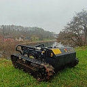 Tālvadības zāles pļaušanas robots