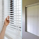 Horizontal blinds