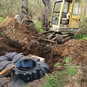 Horizontal septic tank installation