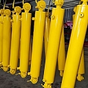 Preparation and painting of industrial hydraulic cylinders