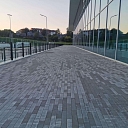 Укладка покрытия из брусчатки