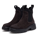 Apavu tirdzniecība