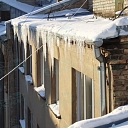 Ломая сосульки