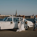 Luxury car rental