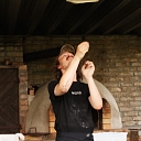 Making pizza according to tradition