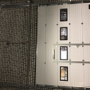 Lifting gates with doors