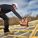 Paslode IM90Xi gas nailer